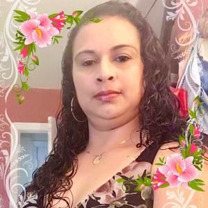 Meet your Posher, Kenia